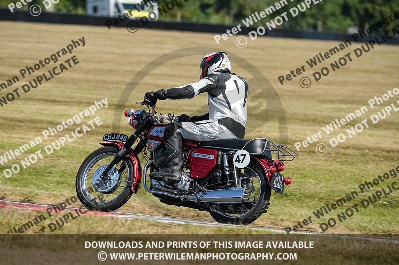 cadwell park;cadwell park photographs;cadwell trackday photographs;enduro digital images;event digital images;eventdigitalimages;peter wileman photography;racing digital images;trackday digital images;trackday photos